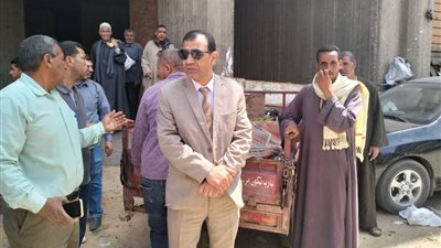 تحرير 20 محضر مخالفات إشغالات في جرجا بسوهاج