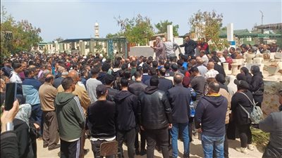 دهستها سيارة خلال عودتها من رعاية والدتها.. الحزن يخيّم على بورسعيد بعد وفاة المعلمة منى عطية