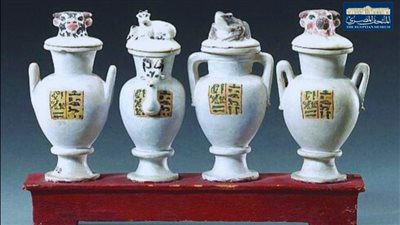 المتحف المصري بالتحرير يعرض مجموعة من الأواني الجنائزية النادرة 