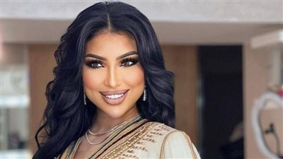 دنيا بطمة: الجمهور العربي دعمني في أزمتي.. وأحضر لأغنية خليجية ستكون تريند