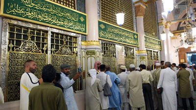 ما حكم الصلاة في الروضة الشريفة خلال أوقات الكراهة المنصوص عليها شرعًا؟