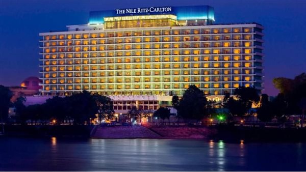 فنادق الشركة القابضة