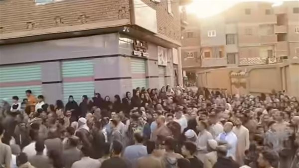 جانب من الجنازة في