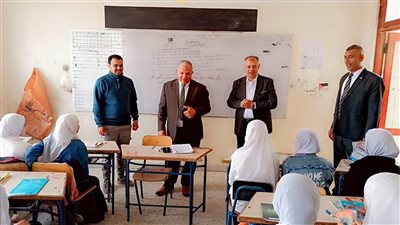 تعليم الفيوم: استبعاد مدير مدرسة العجميين الإعدادية لتفشي الغياب بين الطلاب