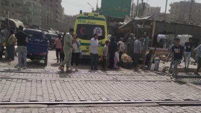 مصرع شاب صدمة قطار بمزلقان طما في سوهاج