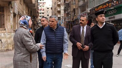 محافظ الإسكندرية: قطع التيار الكهربائي عن أي محل ليس به عداد كهربائي.. وتحرير غرامات فورية