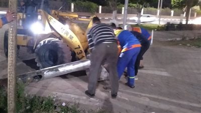 رئيس حي مصر الجديدة: إزالة حطام حادث مروري بشارع بيروت من صلاح سالم وإعادة الحركة لطبيعتها| صور