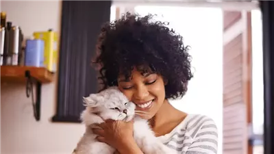 امتلاك حيوان أليف يعادل دخلًا سنويًا قدره 90 ألف دولار.. دراسة تكشف تأثير الحيوانات على الرضا عن الحياة