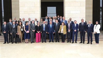 كامل الوزير يبحث مع ممثلي 29 شركة ومؤسسة فرنسية فرص الاستثمار بمصر