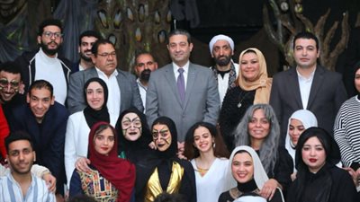 محافظ دمياط يشهد العرض المسرحي ملحمة السراب على مسرح قصر ثقافة فارسكور