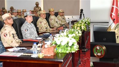 وزير الدفاع يشهد تنفيذ المرحلة الرئيسية لمشروع مراكز القيادة التعبوي لقوات الدفاع الجوي والقوات الجوية