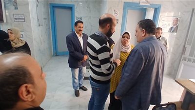 صحة الدقهلية: وكيل الطب الوقائي يتفقد مركز طب الأسرة بميت أبو الحسين وتحويل المتغيبين للتحقيق 