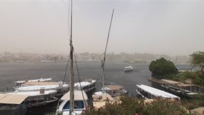 غلق حركة الملاحة النهرية لحين تحسن الأحوال الجوية بأسوان 