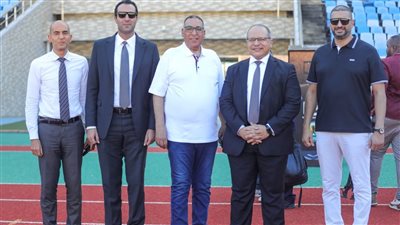 سفير مصر بتنزانيا يحضر المران الأخير للمصري استعدادًا لمباراة سيمبا بالكونفدرالية