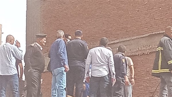 فريق من النيابة العامة