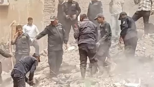 عقار أسيوط المنهار