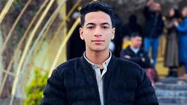 الطالب إيهاب أشرف