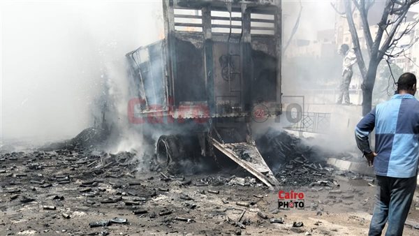  حريق سيارة نقل بسوهاج