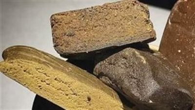 تسمم صغيرة تناولت قطعة حشيش سقطت من شقيق والدتها بشبرا | بث مباشر 