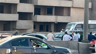 معجنة عربيات.. حادث تصادم 3 سيارات ملاكي أعلى الطريق الدائري قبل نزلة المريوطية