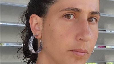 بسبب طقوس دينية.. ابنة وزيرة إسرائيلية متشددة تتهم عائلتها بالاعتداء الجنسي عليها وتل أبيب تتكتم 