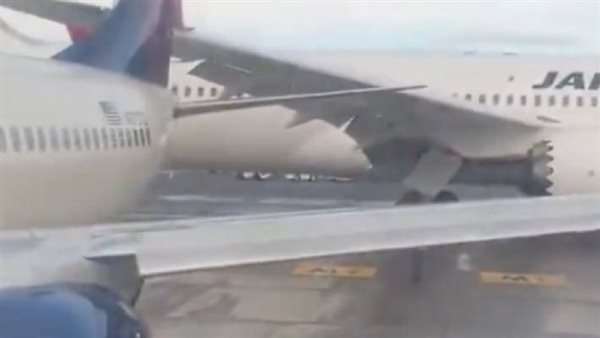 تصادم طائرتين - أرشيفية