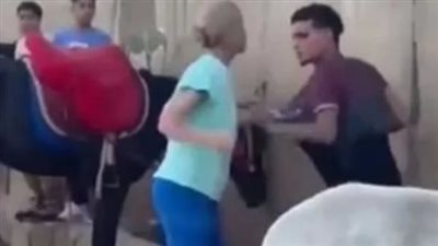 إخلاء سبيل السائحة الهولندية والشاب المعتدي عليه في واقعة حمار نزلة السمان | بث مباشر