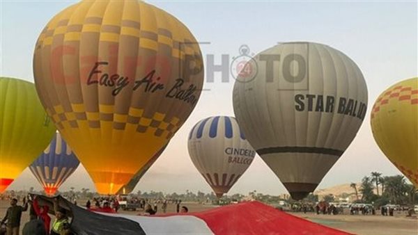 البالون الطائر بالأقصر