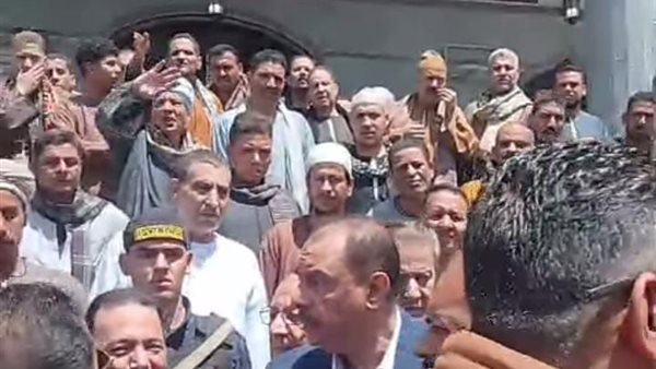 خناقة بين نائب محافظ