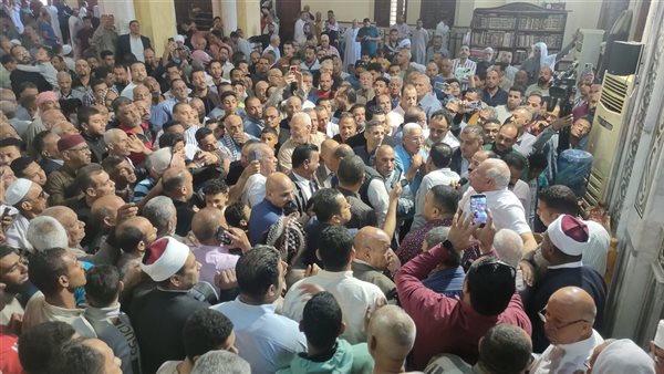 جانب من لقاء محافظ