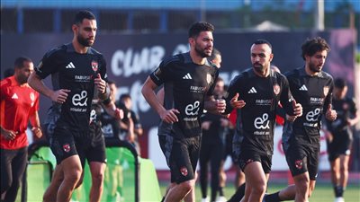 الأهلي يخوض مرانه الأول في جنوب إفريقيا استعدادًا لمواجهة صن داونز