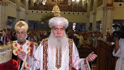 أساقفة بني سويف يترأسون قداسات أحد الشعانين بمشاركة الآلاف.. وصلوات من أجل سلامة مصر 