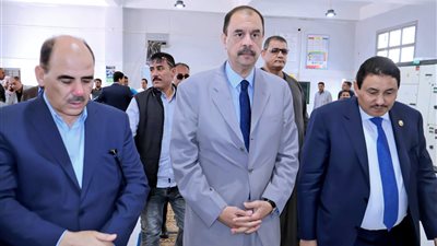 بتكلفة 650 مليون.. محافظ سوهاج يُطلق إشارة التشغيل لمشروعي معالجة صرف ومحطة رفع