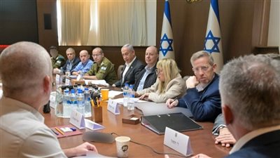 تفاصيل جديدة حول اتفاق محتمل لتبادل الرهائن ووقف إطلاق النار بين إسرائيل وحماس 