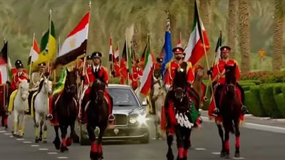 الرئيس السيسي يصل إلى قصر بيان الأميري لعقد قمة مع أمير الكويت