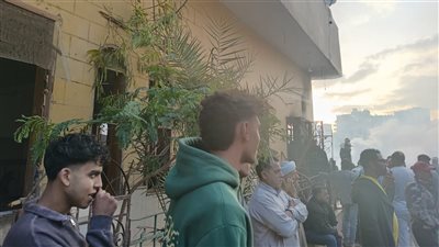 السيطرة على النيران بأجزاء من مسجد عزبة ورد بحريق مغالق الشرابية