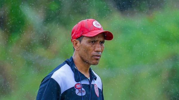 فادلو ديفيدز المدير