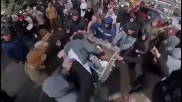 صورة من مقطع الفيديو