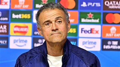 إنريكي: استفدنا من مواجهة أستون فيلا بألا نكون واثقين بشكل مبالغ فيه