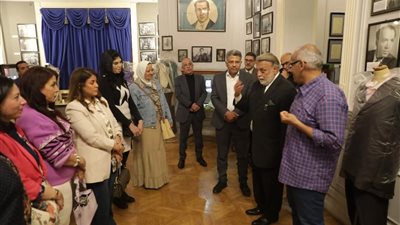 القومي للمسرح والموسيقى والفنون الشعبية يحتفل باليوم العالمي للفن |صور