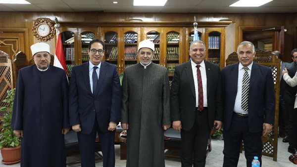 الدكتور سلامة داود