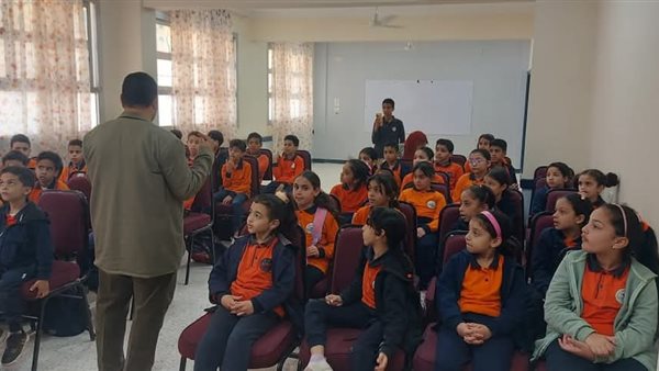 حملات التوعية بمدارس