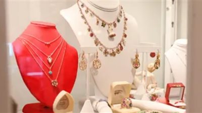 عبر جدار خرساني.. لصوص يسرقون أحد المتاجر الكبرى في لوس أنجلوس 