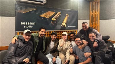 إنتاج وليد منصور.. نيكول سابا تنتهي من تسجيل 3 أغنيات لميني ألبوم دوشة