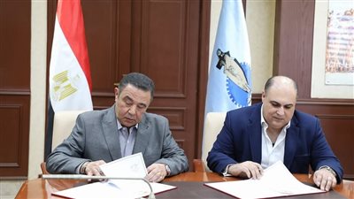 لإقامة حفلات للسائحين.. محافظ البحر الأحمر يوقع بروتوكول تعاون مع الهيئة العامة لقصور الثقافة