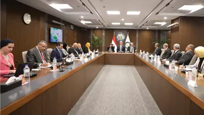  وزراء البترول والبيئة والطيران يبحثون التعاون في مشروع إنتاج وقود الطائرات المستدام