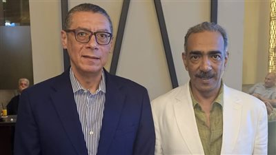 ياسر قمر يستقبل رئيس الاتحاد العربي للكرة الطائرة عقب وصوله إلى القاهرة