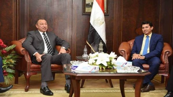 أشرف صبحي ومحمود