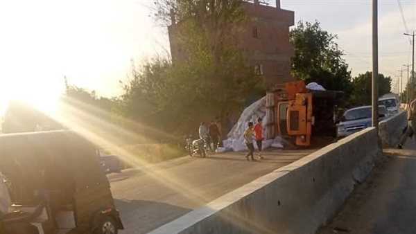 انقلاب سيارة نقل