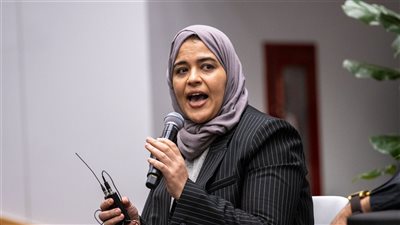 داليا زيادة تواصل الاستفزاز: خروجي من مصر يشبه هروب اليهود قديمًا من فرعون